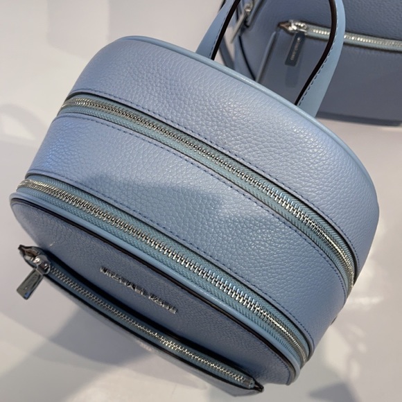 Michael Kors Adina MD Backpack Leather - Picture 5 of 16